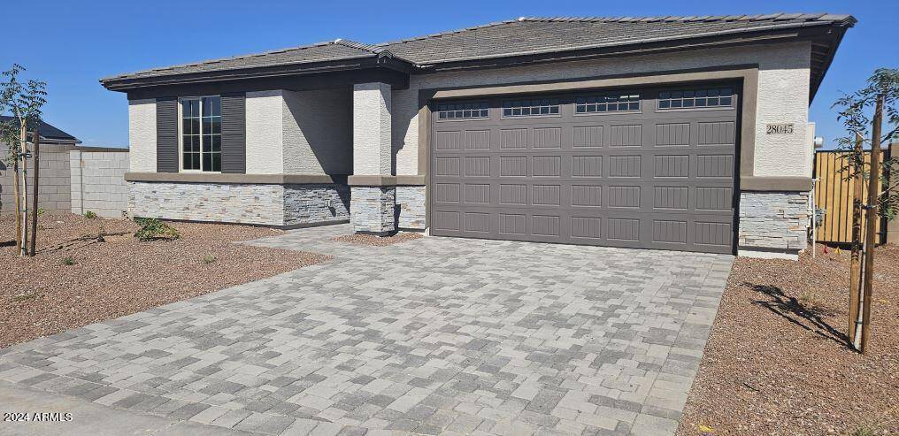 28045 N 176TH Avenue, Surprise, AZ 85387