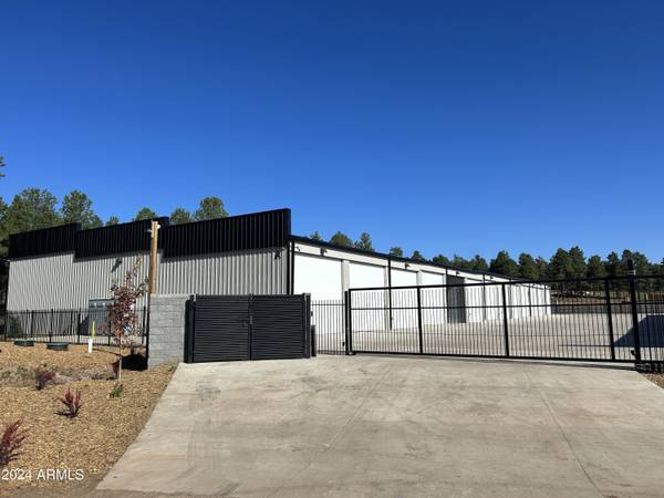 Flagstaff, AZ 86001,5590 Dark Sky Drive