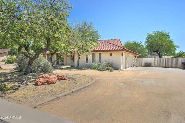 Peoria, AZ 85383,8923 W PATRICK Lane