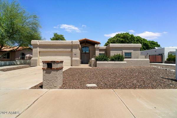 Phoenix, AZ 85053,3524 W PARADISE Lane