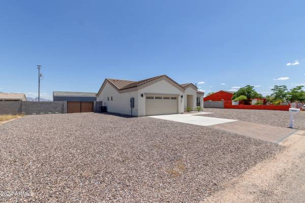 Eloy, AZ 85131,3625 N HOHOKAM Drive