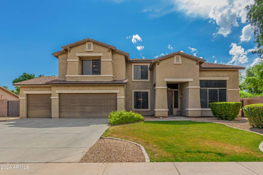 2059 S ROANOKE Street, Gilbert, AZ 85295