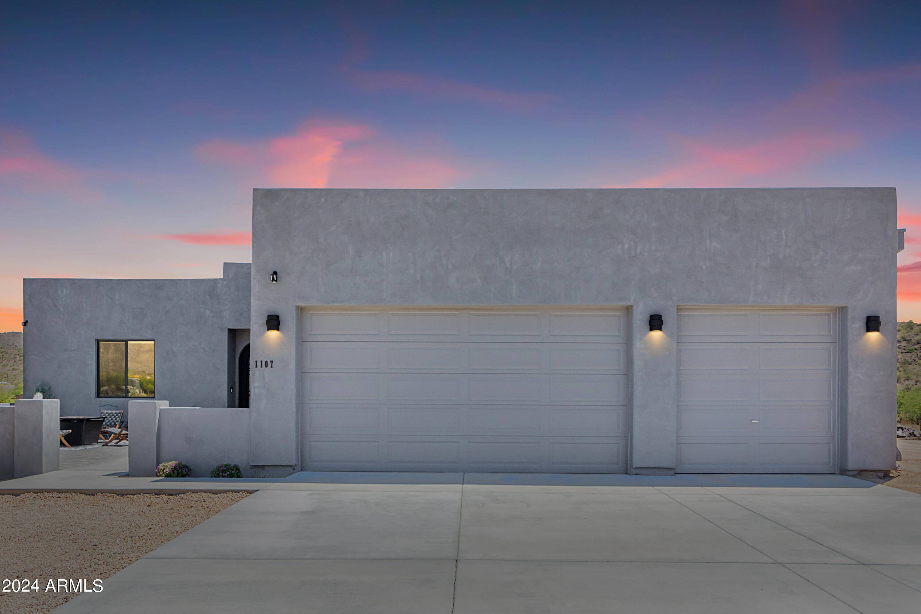 1107 E MAGELLAN Drive, New River, AZ 85087