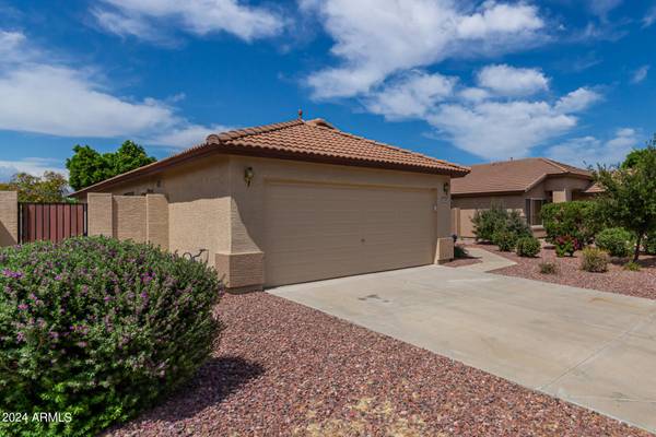 Peoria, AZ 85383,7648 W ANGELS Lane