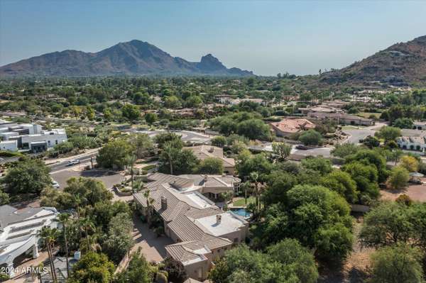 Paradise Valley, AZ 85253,7008 N 68TH Place