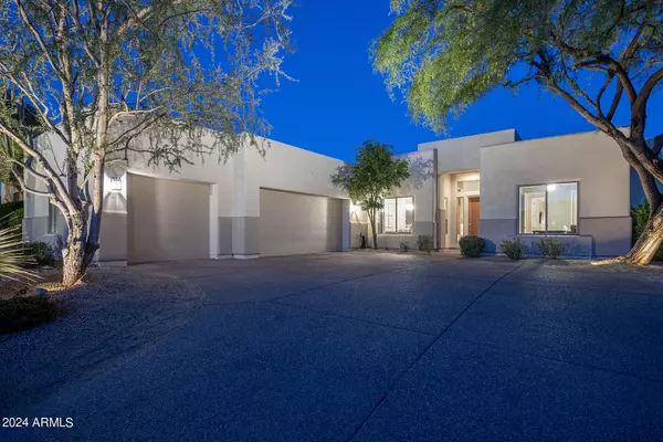 Scottsdale, AZ 85262,11383 E GREYTHORN Drive