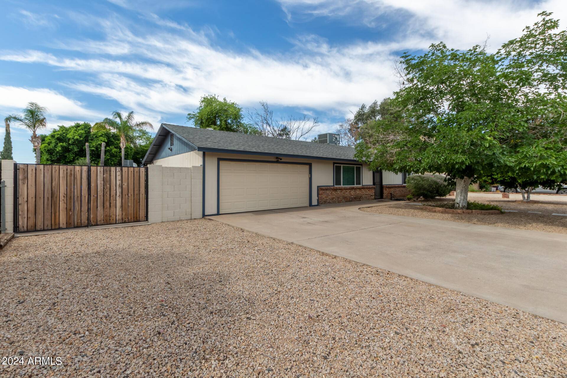 4351 E Villa Maria Drive, Phoenix, AZ 85032