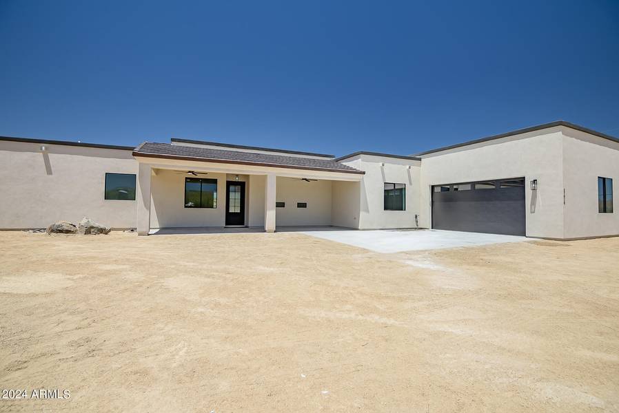 47616 N 23RD Drive, New River, AZ 85087