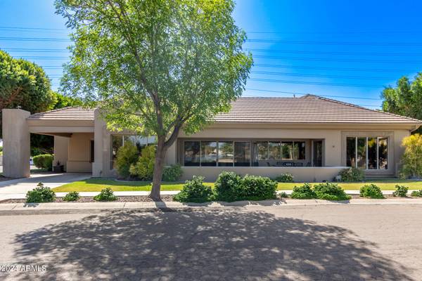 1920 E SCHOONER Court, Gilbert, AZ 85234