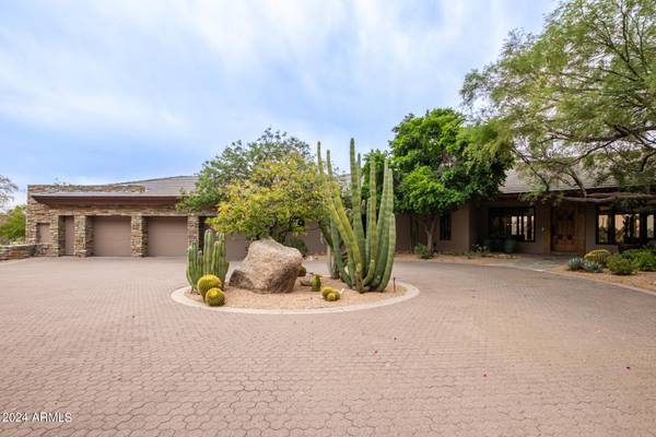 Carefree, AZ 85377,6901 E RESTIN Road