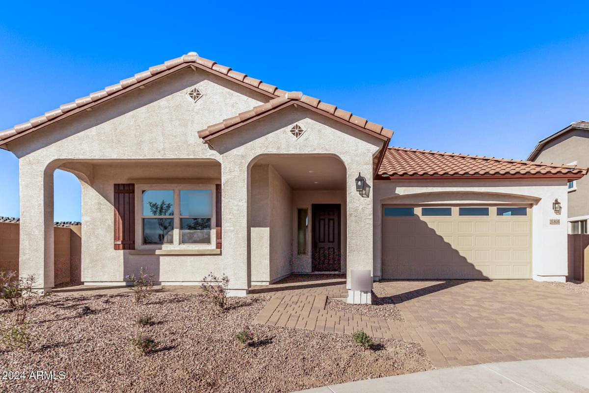 Queen Creek, AZ 85142,21816 E SADDLE Court E