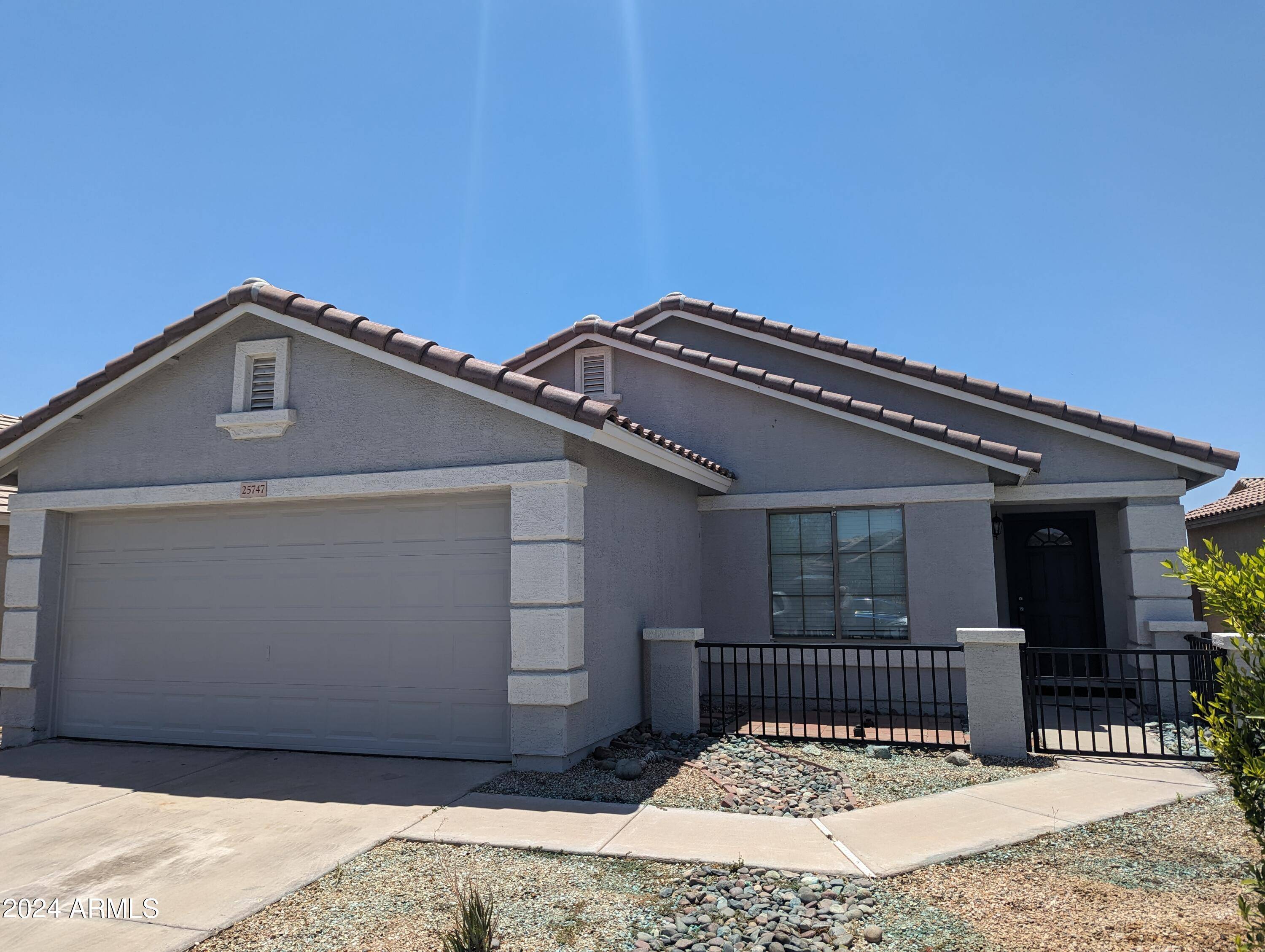 25747 W KENDALL Street, Buckeye, AZ 85326