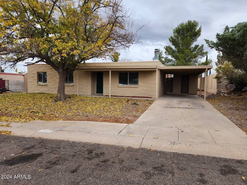 305 GARIBALDI Drive, Sierra Vista, AZ 85635