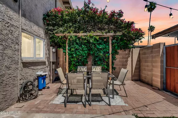 Scottsdale, AZ 85251,8239 E Thomas Road