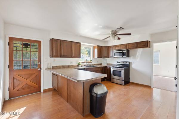 Payson, AZ 85541,303 E WADE Lane