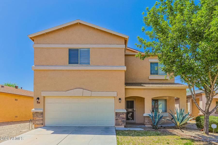 1679 E RENEGADE Trail, San Tan Valley, AZ 85143