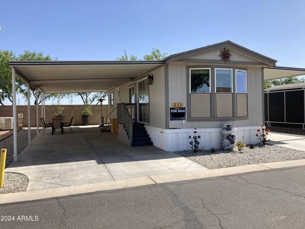 Goodyear, AZ 85338,17506 W VAN BUREN Street #211