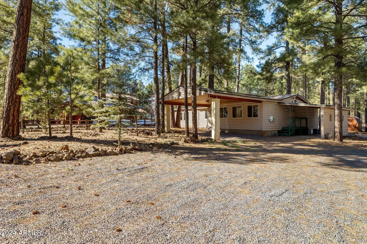 Pinetop, AZ 85935,5154 BUCK SPRINGS Road