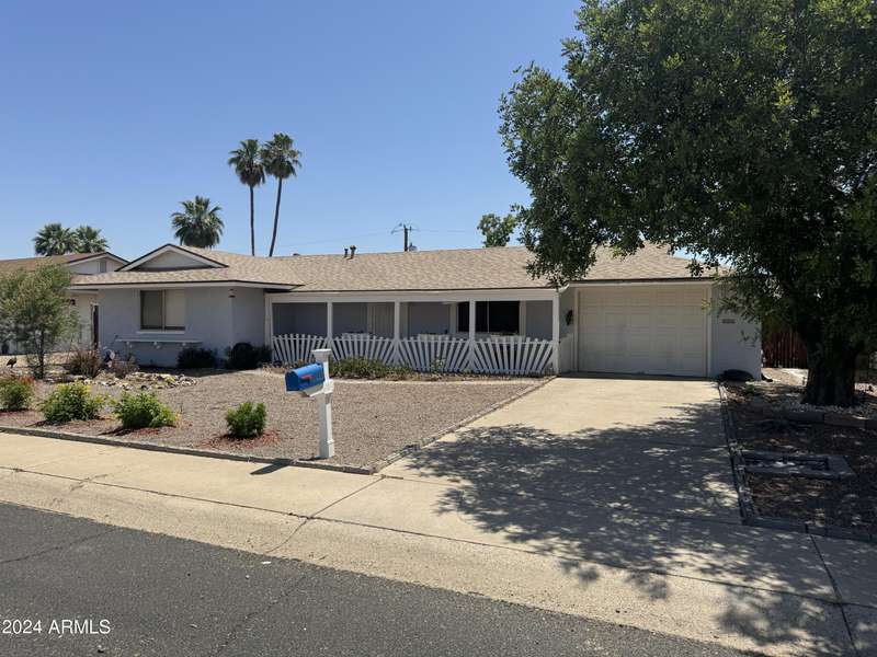 11439 N HAGEN Drive, Sun City, AZ 85351