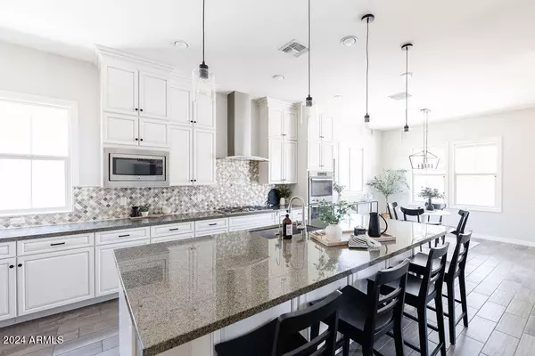 Chandler, AZ 85249,882 E HORSESHOE Place