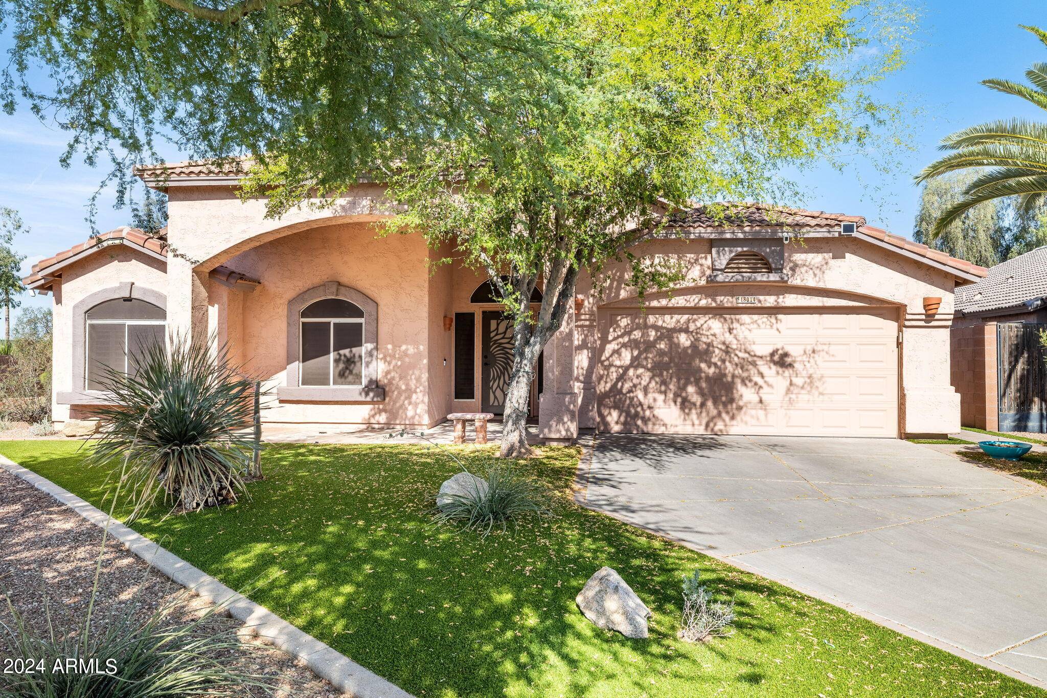 Phoenix, AZ 85032,18014 N 44TH Place