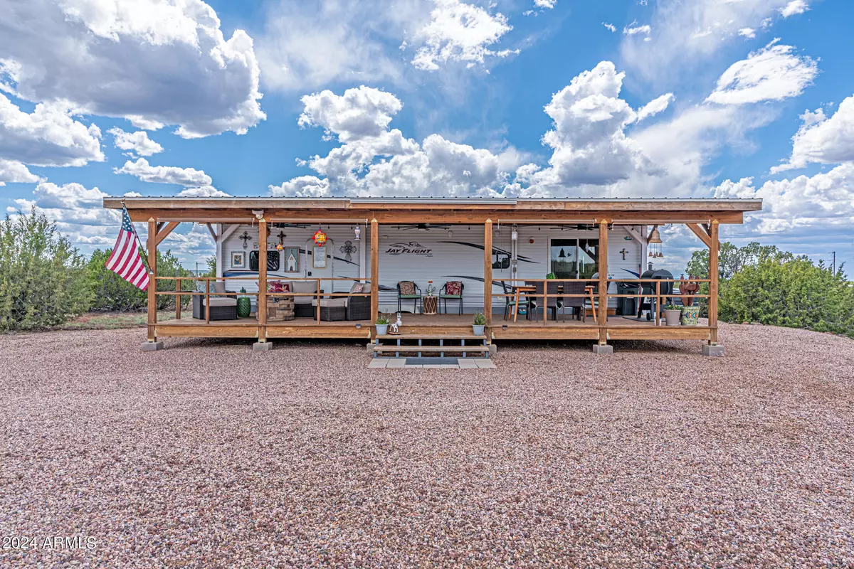 Show Low, AZ 85901,8702 SUPANCHECK Road