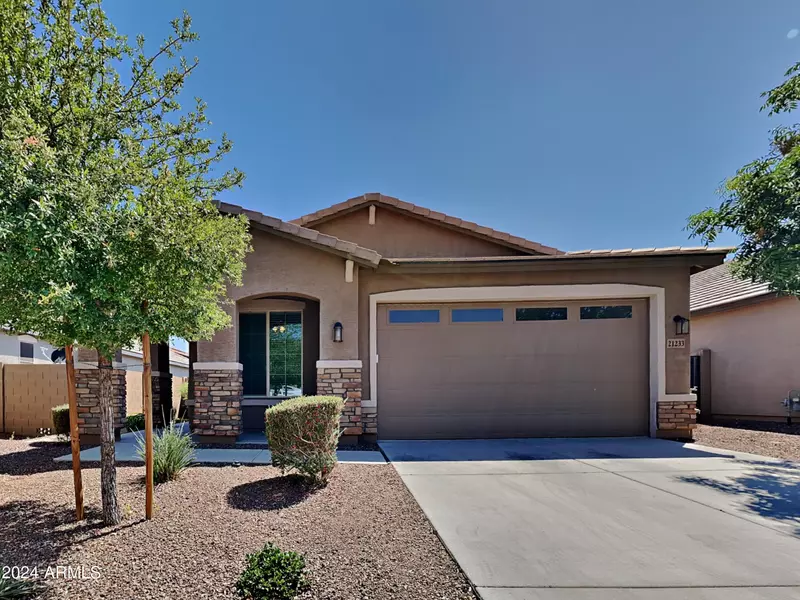 21233 W BERKELEY Road, Buckeye, AZ 85396