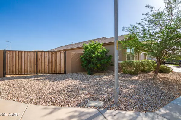 Phoenix, AZ 85043,7941 W ENCINAS Lane