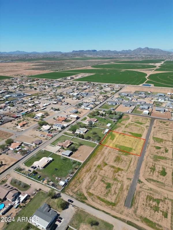 San Tan Valley, AZ 85140,0 N Quick Draw Lane #C