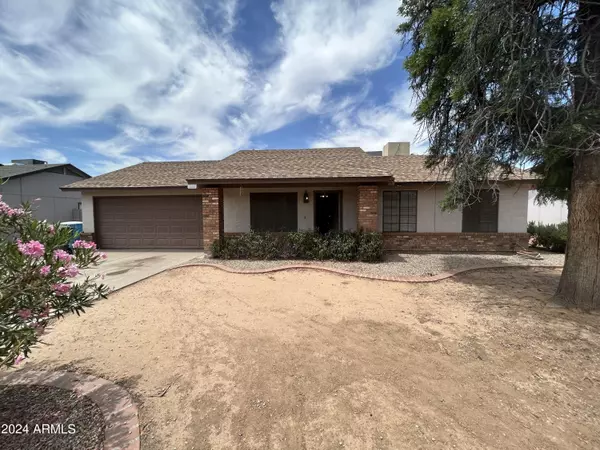 Phoenix, AZ 85032,17806 N 34TH Place