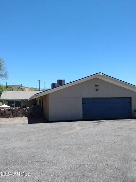 127 S Tilbury Drive, Kearny, AZ 85137