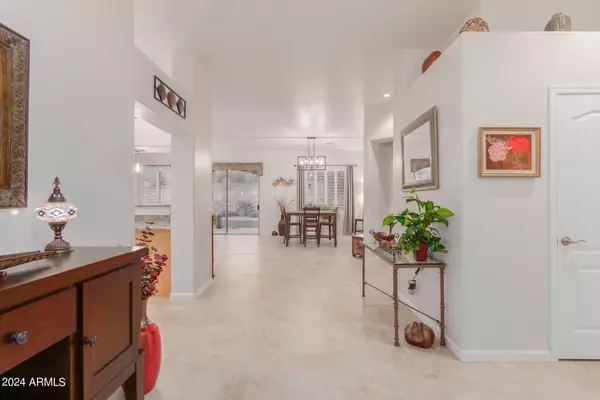 Phoenix, AZ 85045,1314 W DEER CREEK Road