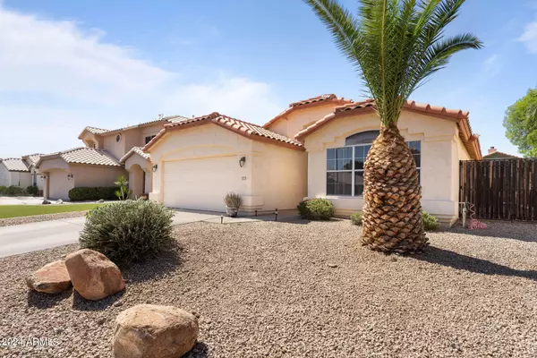 Peoria, AZ 85382,9572 W RUNION Drive