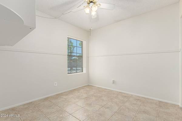 Chandler, AZ 85226,255 S KYRENE Road #117