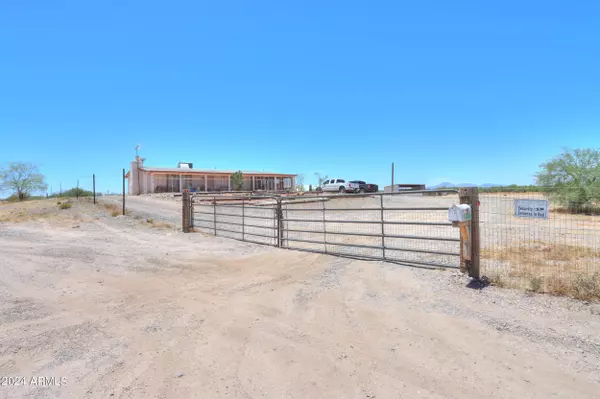 3510 S VERBENA Road, Casa Grande, AZ 85193