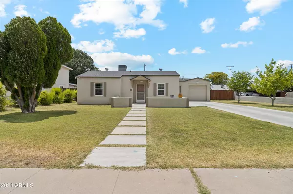 2301 E VIRGINIA Avenue, Phoenix, AZ 85006