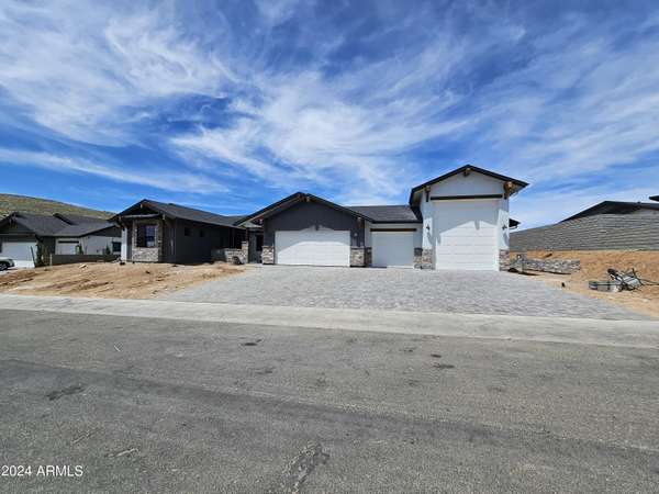 4678 E Cheshire Loop, Prescott Valley, AZ 86314