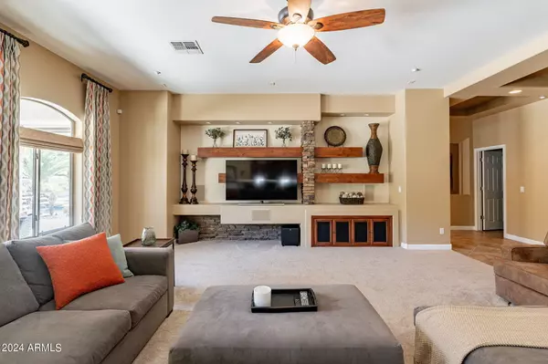 Phoenix, AZ 85083,4908 W HOBBY HORSE Drive