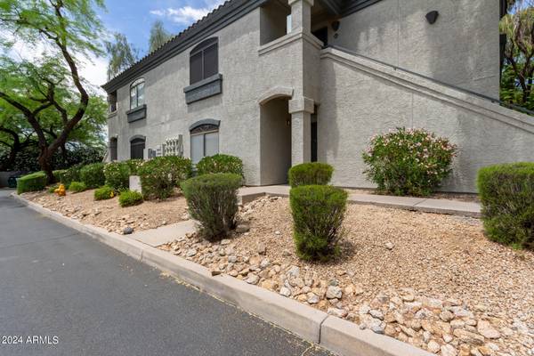 Scottsdale, AZ 85260,15095 N THOMPSON PEAK Parkway #1057