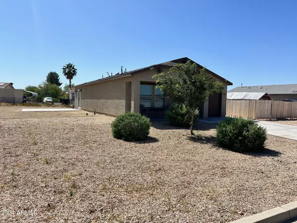 Morristown, AZ 85342,175 ARKIN Circle