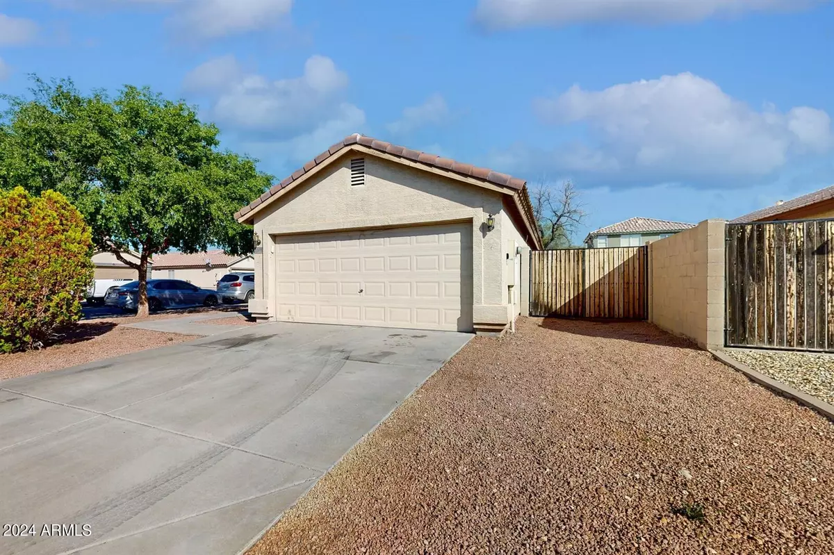 El Mirage, AZ 85335,12056 W WINDROSE Drive