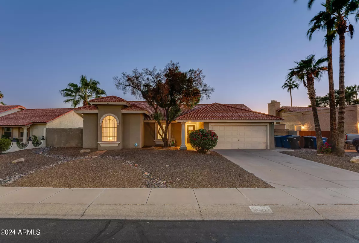 Chandler, AZ 85225,1613 E FAIRVIEW Street