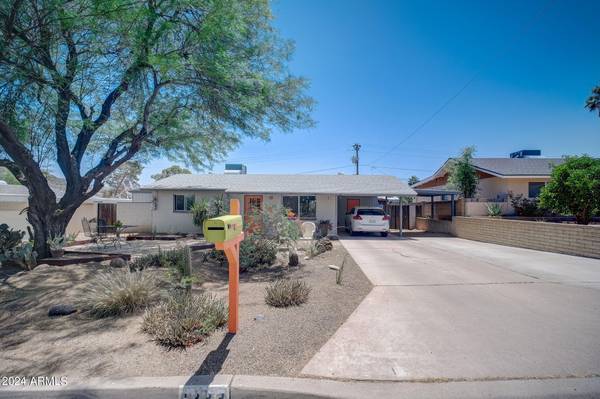 Phoenix, AZ 85020,1233 E DESERT COVE Avenue