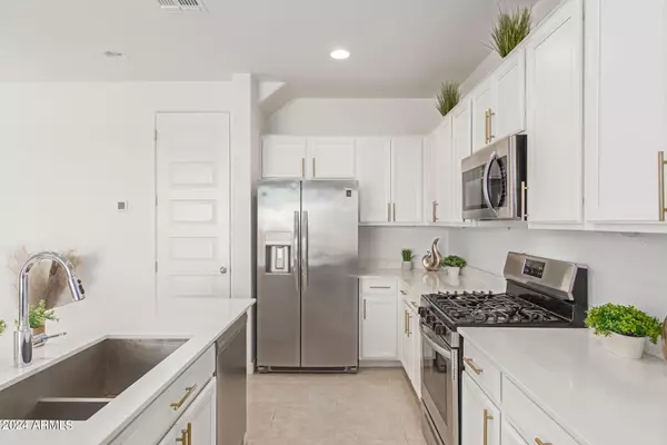 Mesa, AZ 85212,9921 E TAHOE Avenue