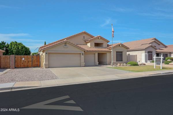 Peoria, AZ 85381,7242 W DREYFUS Drive