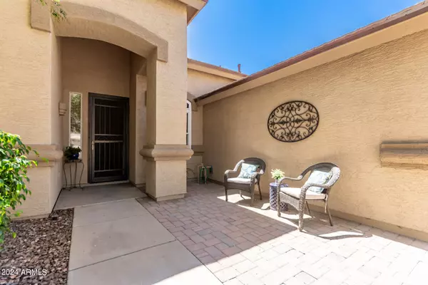 Chandler, AZ 85248,5122 S FERN Court