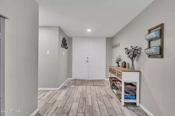 Phoenix, AZ 85053,3716 W Acoma Drive
