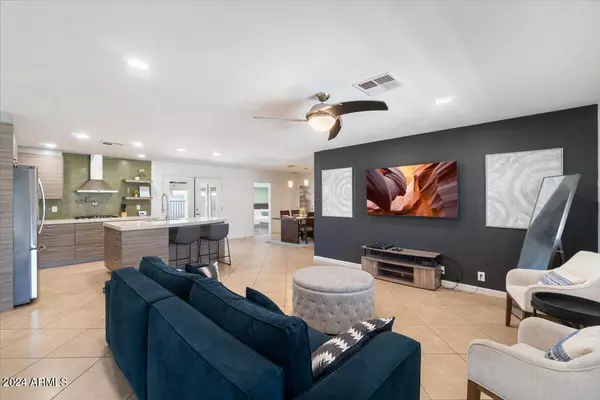 Scottsdale, AZ 85251,3419 N 63rd Place