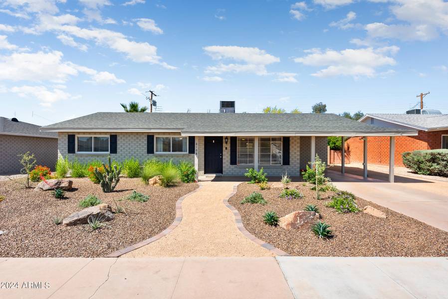 8108 E INDIANOLA Avenue, Scottsdale, AZ 85251