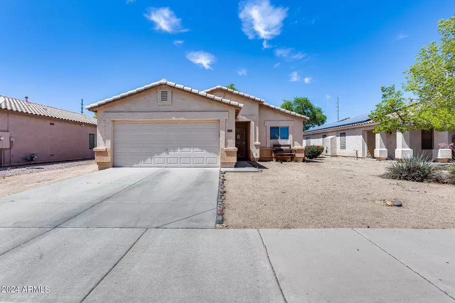 16116 W WOODLANDS Avenue, Goodyear, AZ 85338